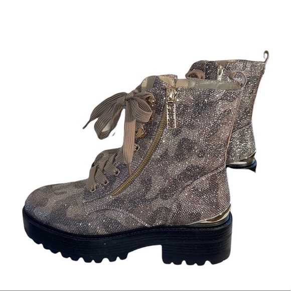 NWOT- Guess Fearne Lug Sole Glitter Gold combat Boots - Picture 5 of 14